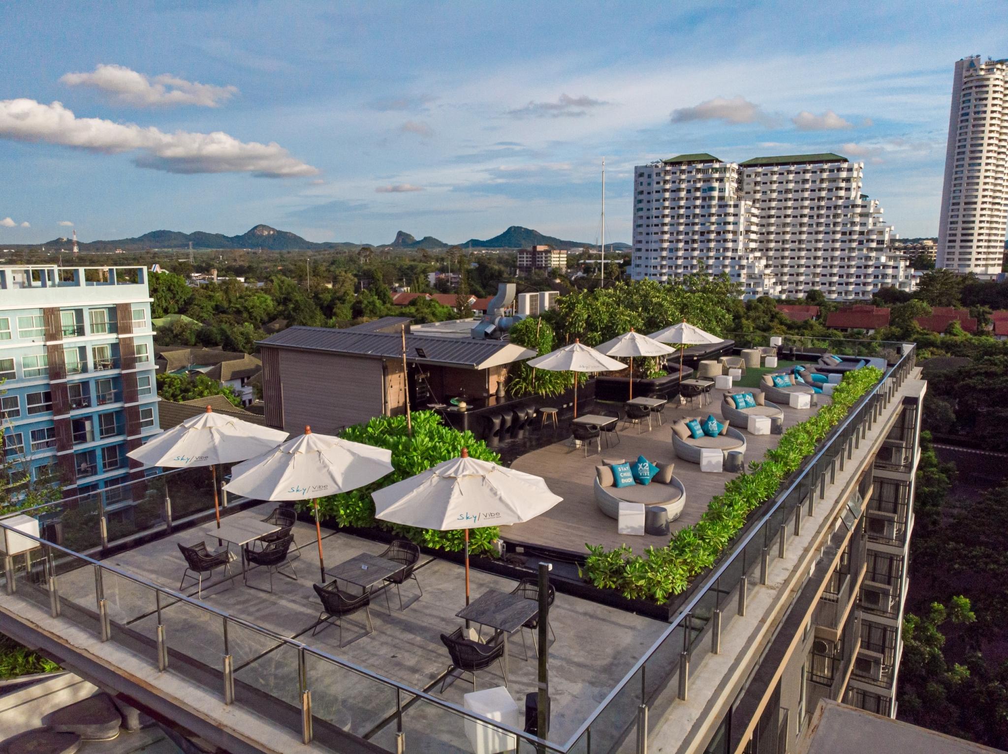 Cross Vibe Pattaya Seaphere Наджомтьєн Екстер'єр фото